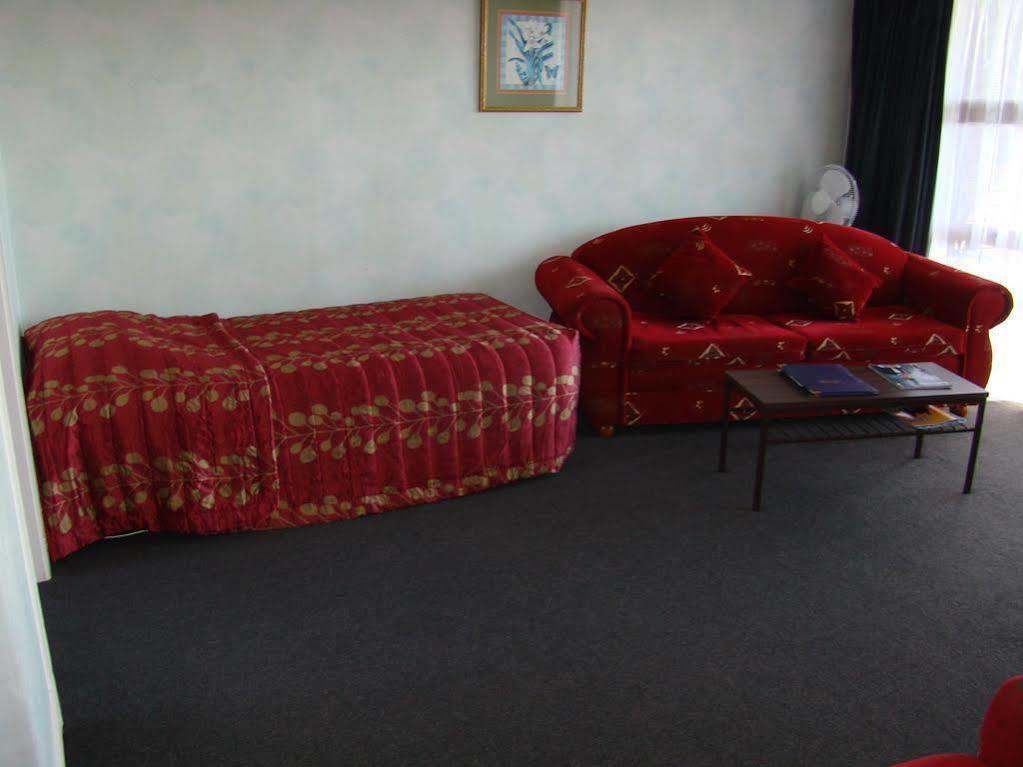 Flamingo Motel New Plymouth Bagian luar foto