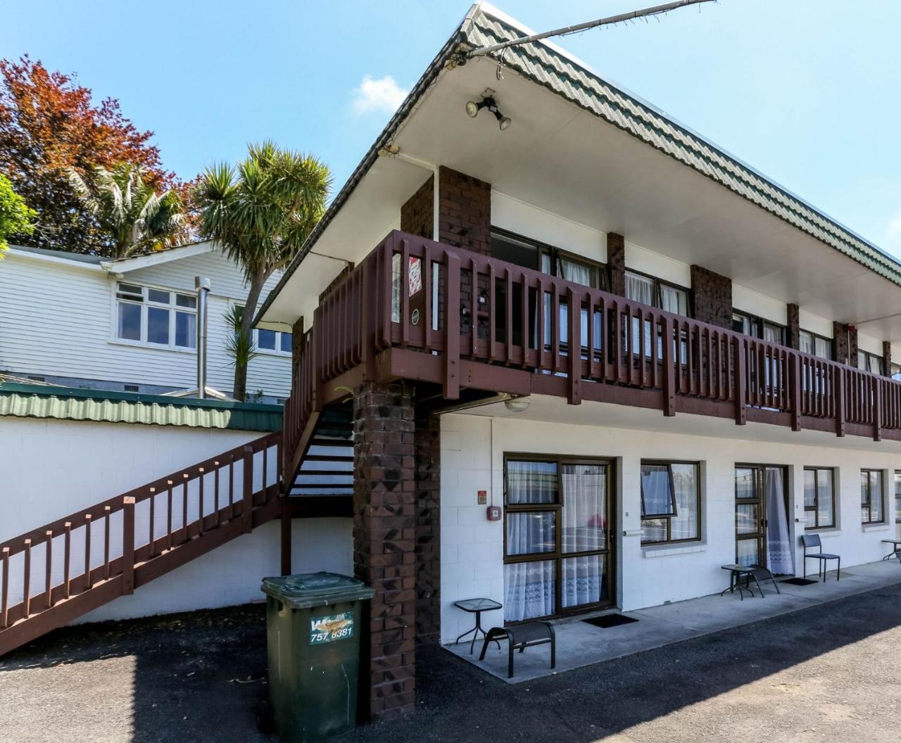 Flamingo Motel New Plymouth Bagian luar foto