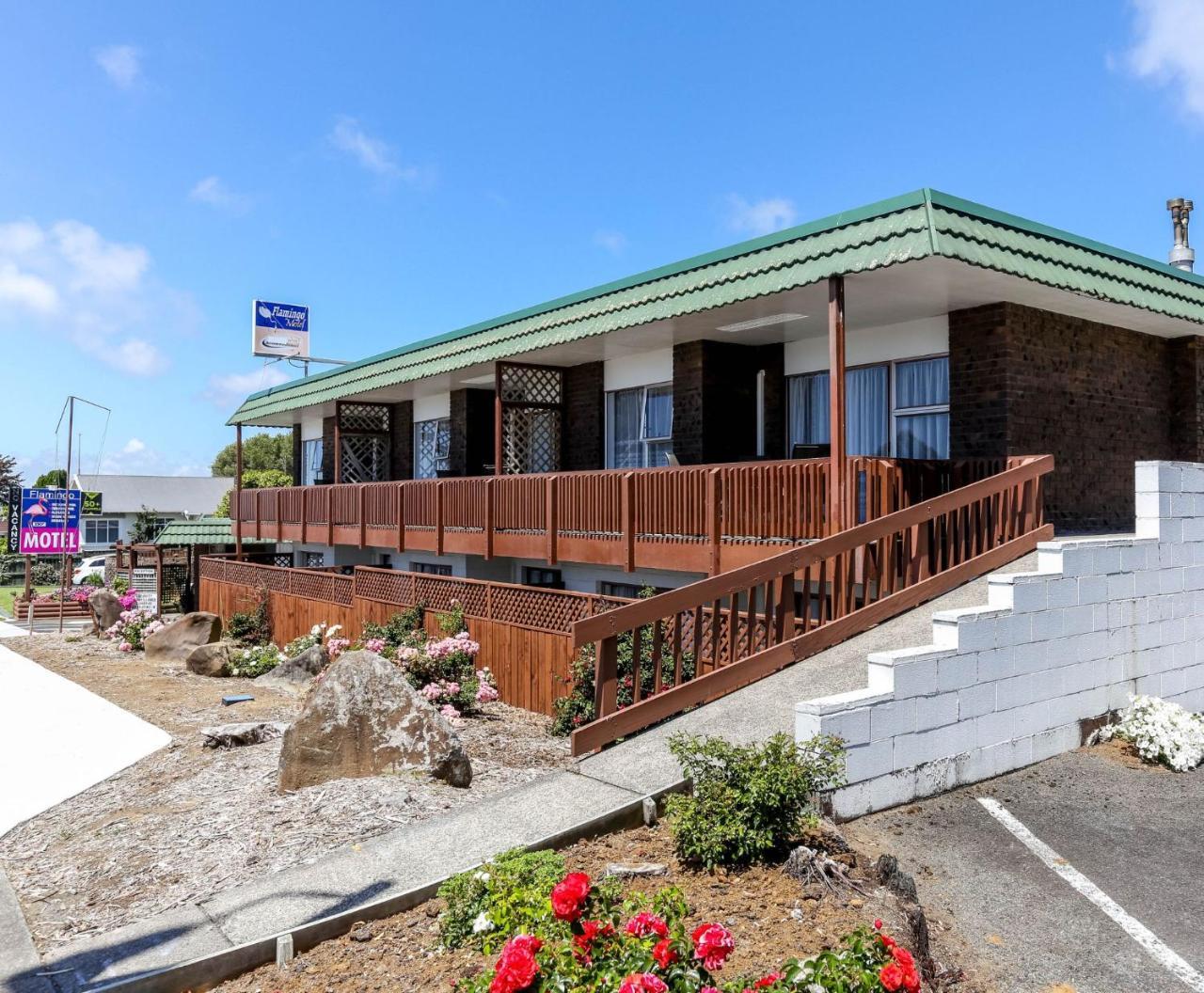 Flamingo Motel New Plymouth Bagian luar foto